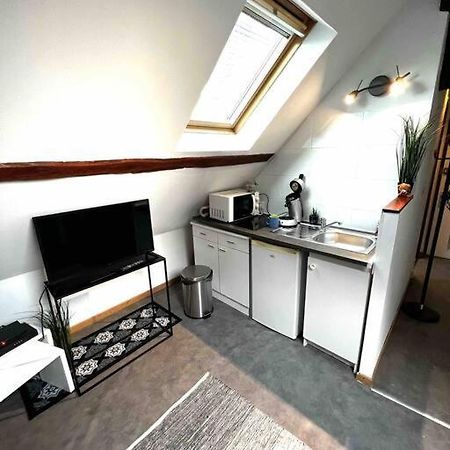 דירות Tres Beau Studio Mansarde, Centre De בורז'ה מראה חיצוני תמונה